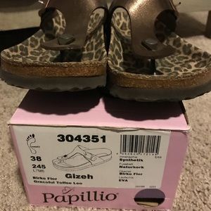 Bronze Gizeh Papillio Sandals
